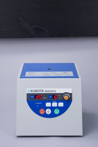 צנטריפוגה המטוקריט - דגם 3220 - Micro Hematocrit Centrifuge
