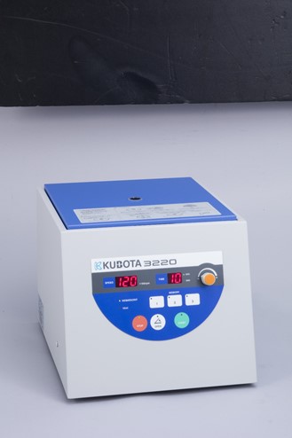 צנטריפוגה המטוקריט - דגם 3220 - Micro Hematocrit Centrifuge
