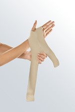 Juxtafit essentials hand wrap