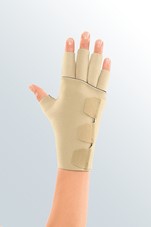 Juxtafit essentials open palm glove